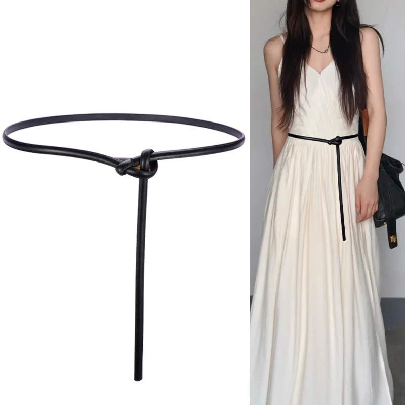 Женский тонкий кожаный ремень черный и белый маленький с узлом украшенный