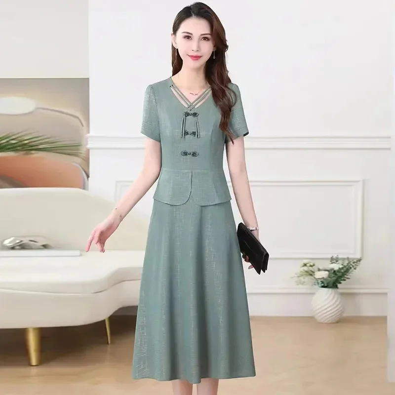 Женское шелковое платье в китайском стиле элегантное с V-образным вырезом