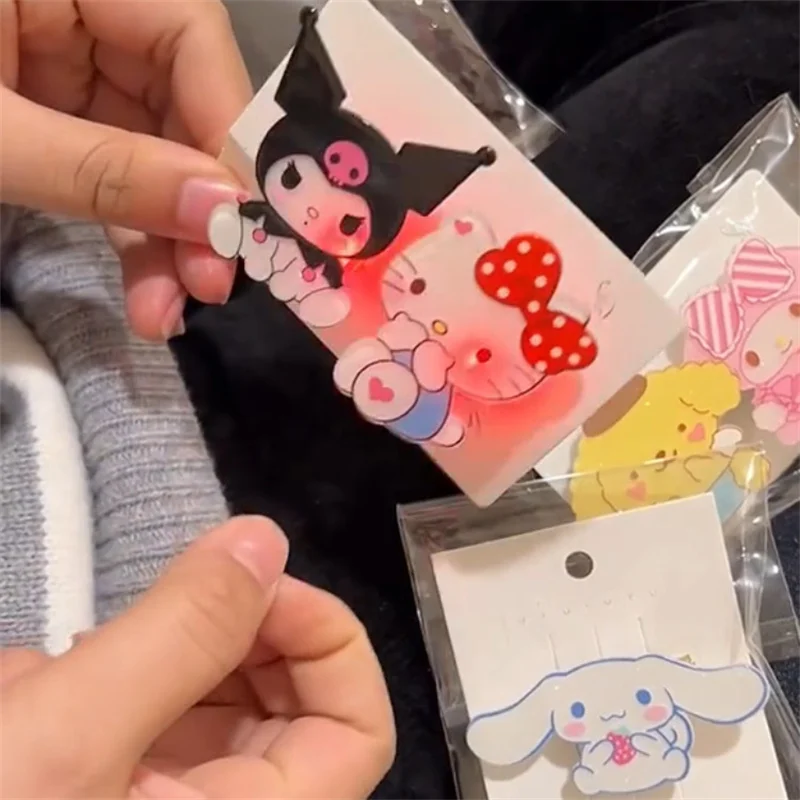 

Аксессуары для волос Sanrio, милая светящаяся фотография, милая девушка HelloKitty, сердце, мультфильм Kuromi, моя мелодия, BB-зажим