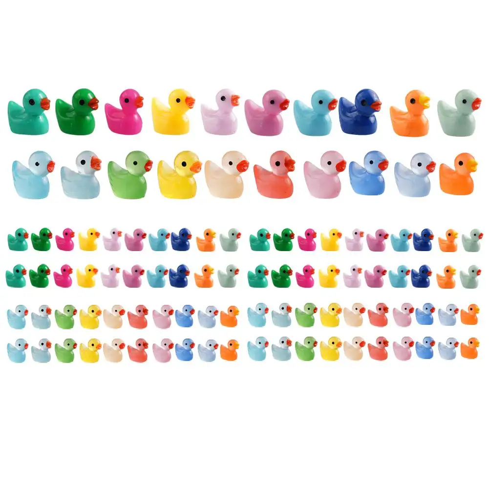 

Миниатюрные фигурки уток из резины