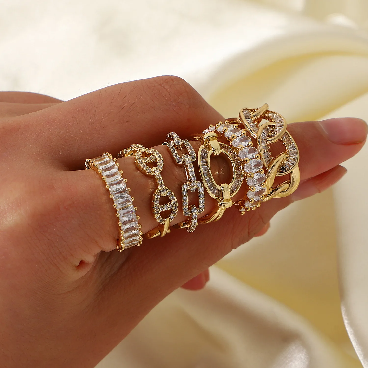 

DEAR-LIFE ethnic style ring does not lose color zirconia ring opening retro pair ring ring light luxury women accessories