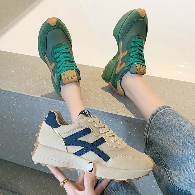

Luxury Brand Women's Shoes Fashionable and Breathable Ms Sneakers Small Waist Daddy Shoes Female Casual Running Sports Shoes