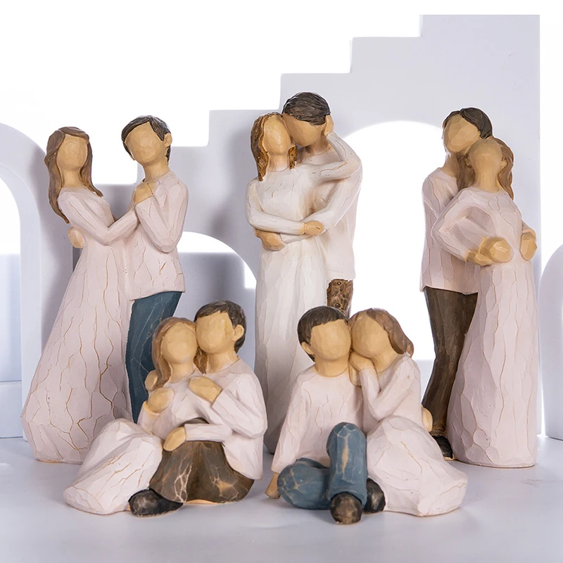 

1Pcs Nordic Happy Family Figure Statue Desktop Ornaments Gifts Love Family Sculpture Abstract Resin Home Wedding Decoration