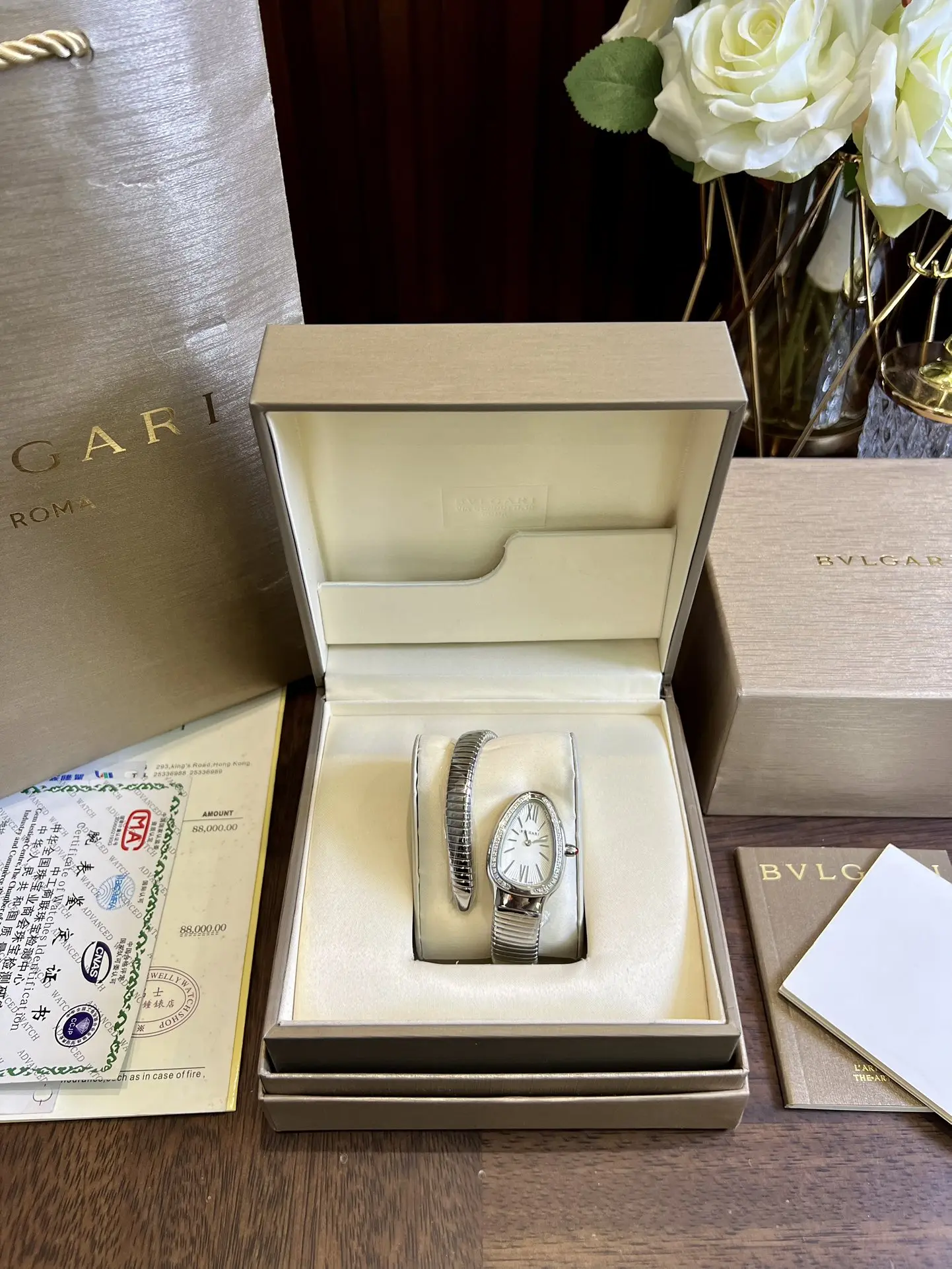 Классические женские часы с головой змеи в стиле BVLGARI комплект из бриллиантов