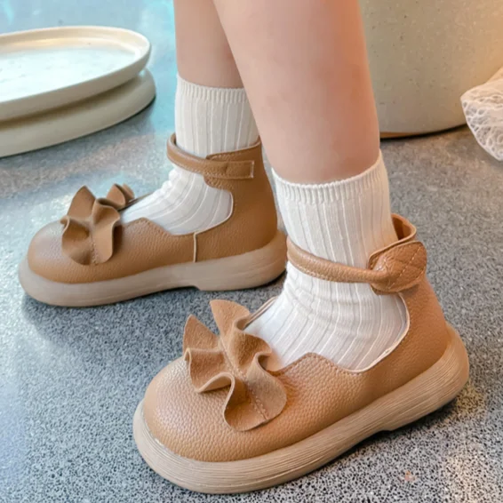 Женские лакированные кожаные туфли на плоской подошве для девочек повседневные