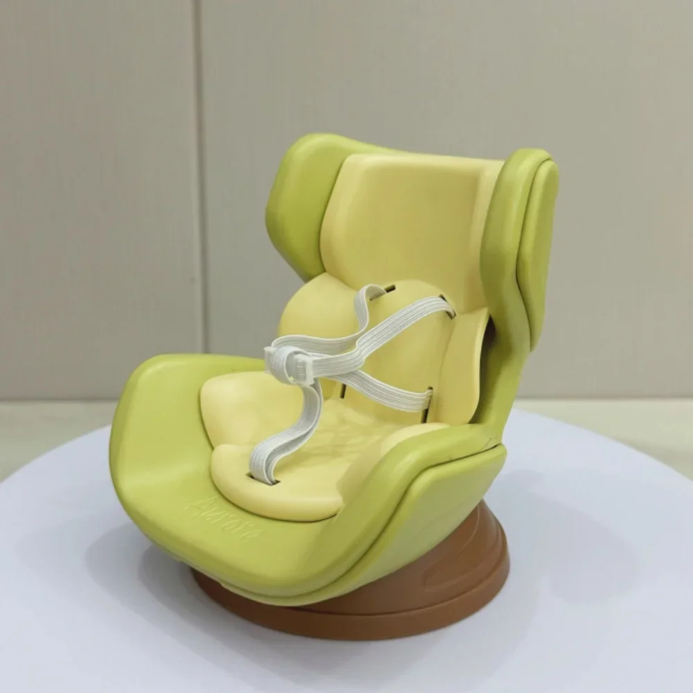 Лидер продаж Labubu приспосабливается к модели безопасного сиденья удобное