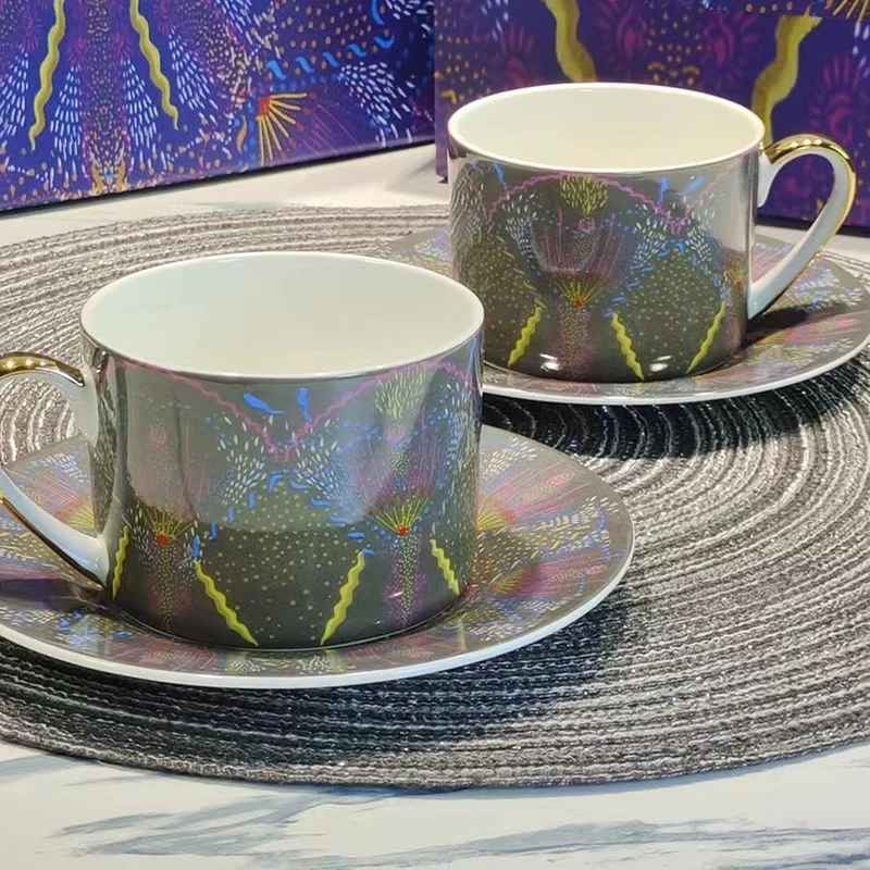 

Классическая круглая тарелка, кофейная чашка, блюдце, 4 шт./компл., керамические инструменты для послеобеденного чая, Рождественский поднос, набор для свадебных десертов, освещение