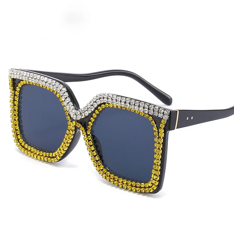 

2022 Baroque Square Sunglasses Women Crystals Sexy Girls Sun Glasses Rhinestone Ladies Shades for Party Oculos De Sol Feminino