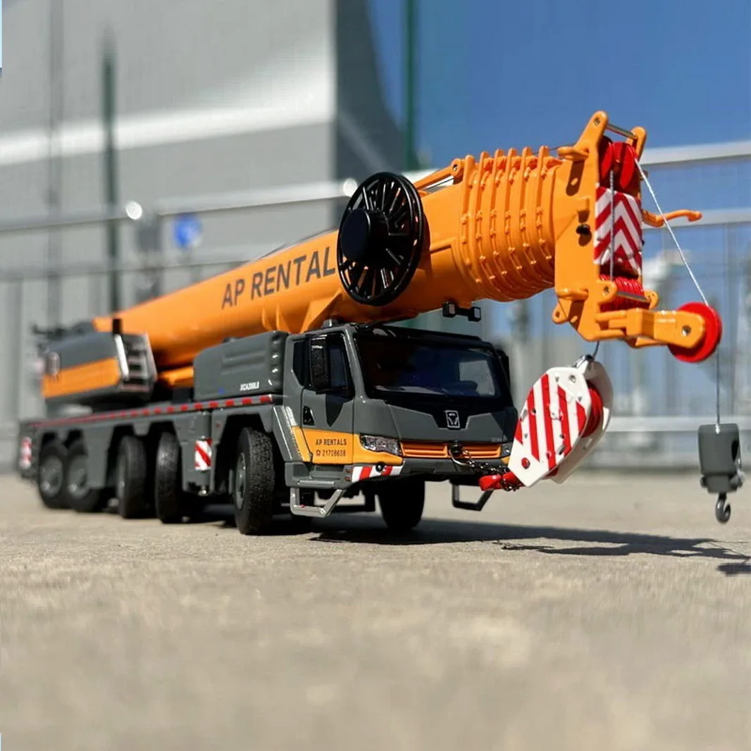 Коллекционная модель вездеходного крана XCMG XCA200L8 масштаба 1/50 коллекционная