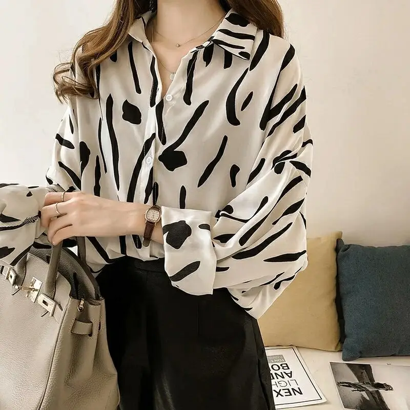 Enlarge Spring New Print Shirt Women's Long Sleeve Top Loose Korean Style Shirt blouse women
