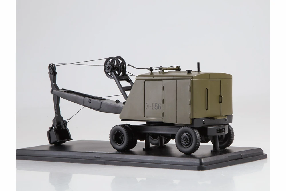 LEZ E-656 EXCAVATOR (USSR RUSSIAN) 1964-1965 DARK GREEN | ОДНОКОВШЕВЫЙ ЭКСКАВАТОР ЛЭЗ Э-656 - купить по