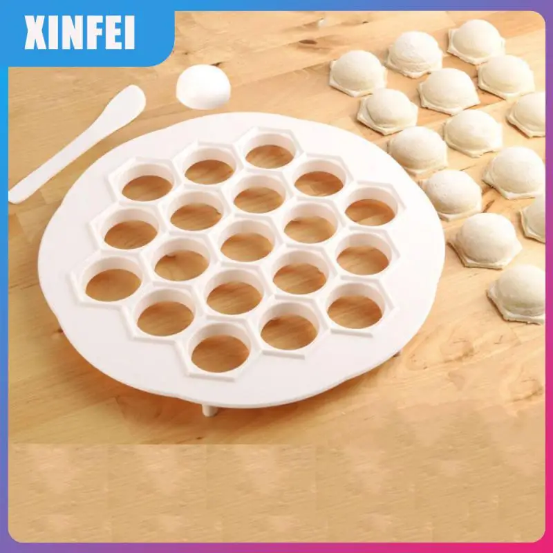

Kitchen DIY Dumpling Mold Dough Press Ravioli Making Mould Dumpling Mold Maker Pasta Form Holes Kitchen Accessories Easy To Use