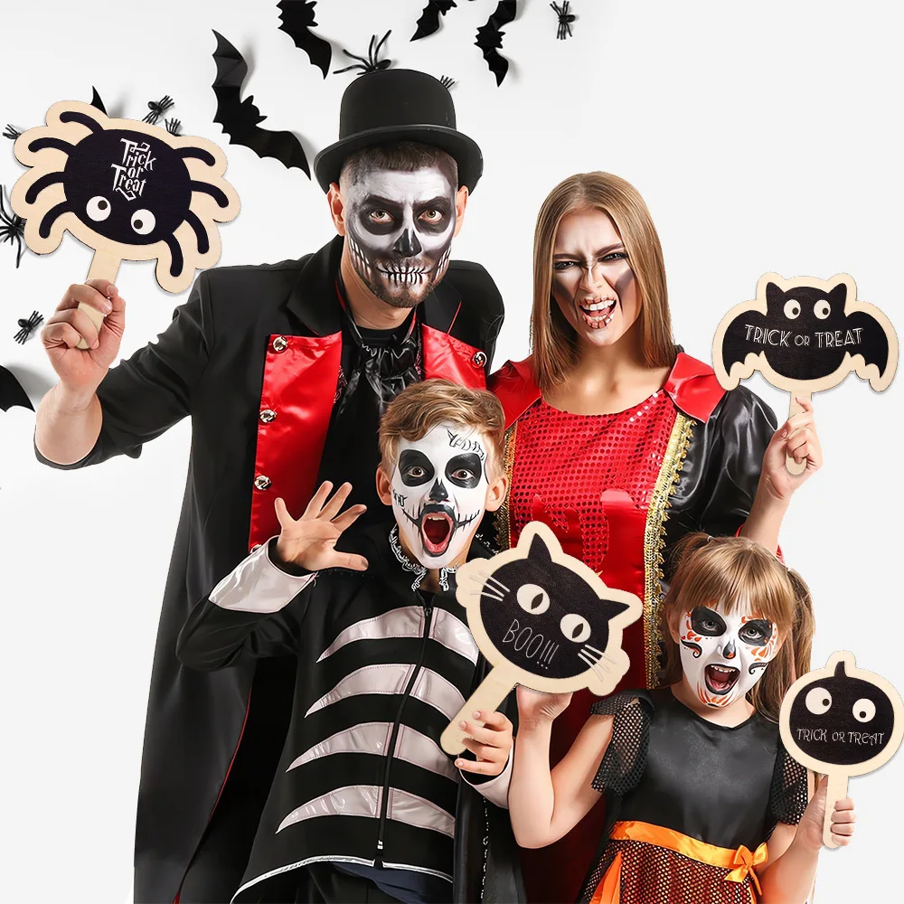 

Wooden Halloween Party Decoration Hand Lifting Signs Spider Pumpkin Bat Ghost Party Trick Or Treat Happy Halloween Photo Props