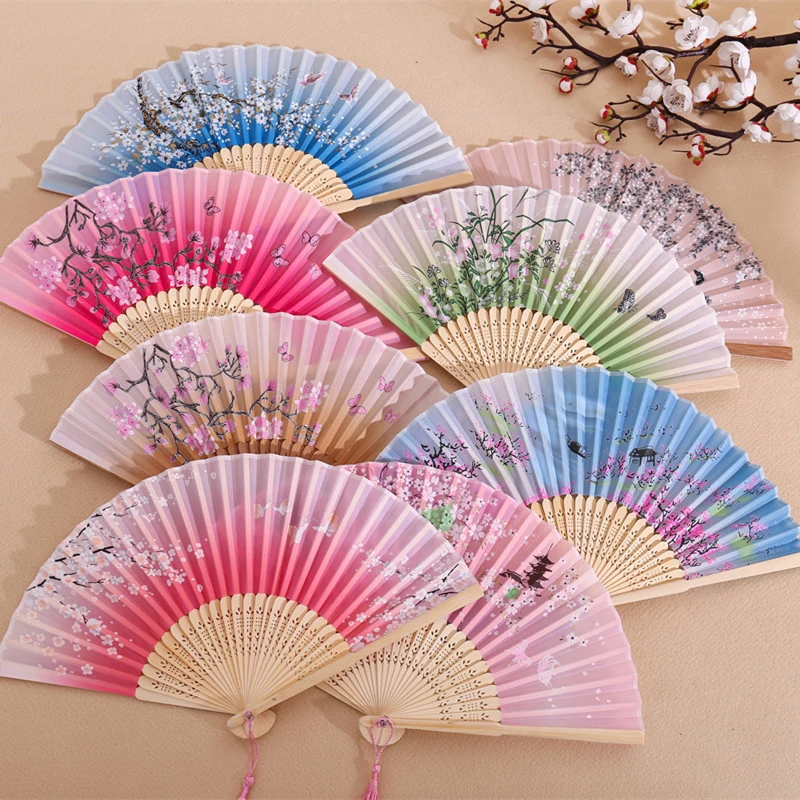 

Vintage Chinese Style Performances Hand Held Fans Silk Folding Bamboo Dance Fan Room Decoration Ornaments Wedding Party Decor