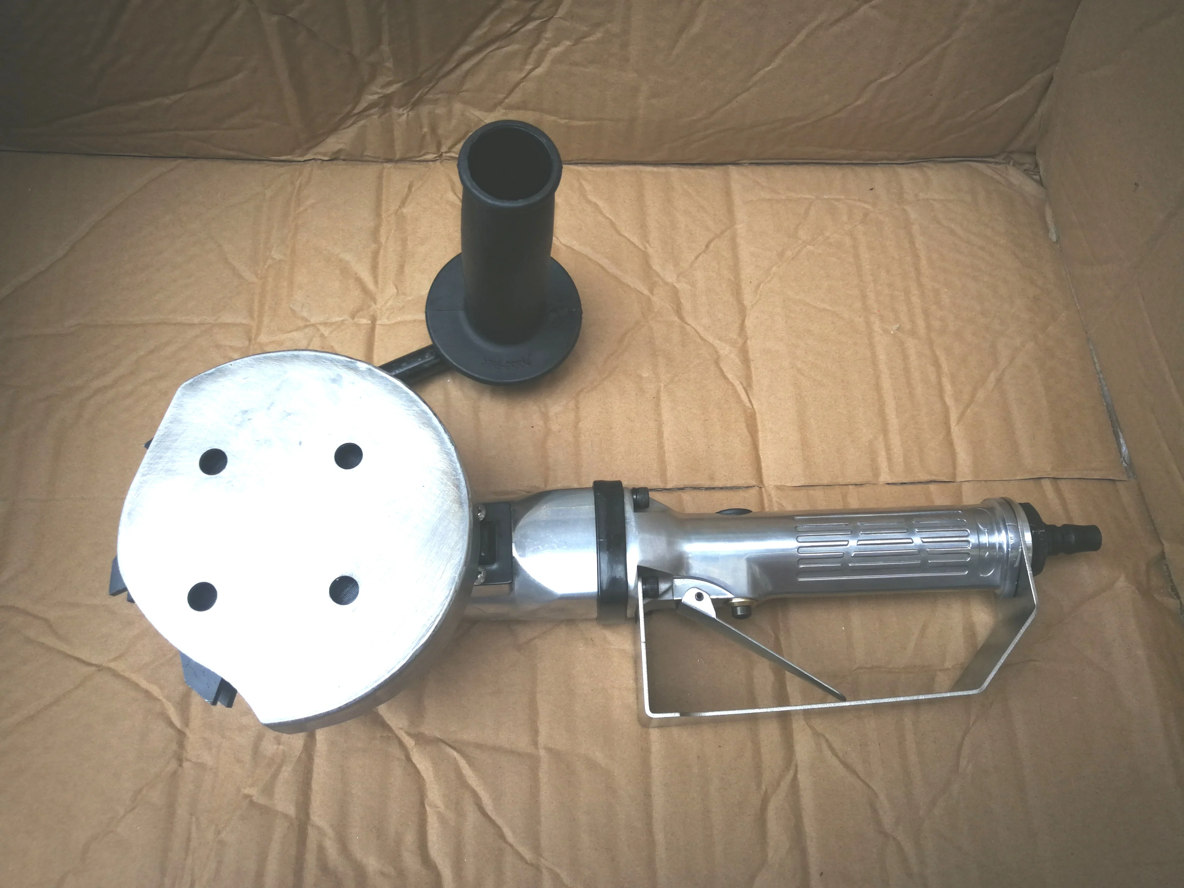 

Handheld Round Disc Claw Pneumatic Cardboard Carton Box Waste Stripper Stripping Machine Trimmer