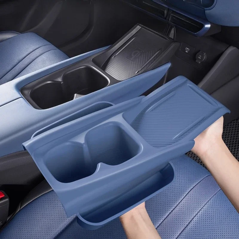Фото Для BYD Seagull Dolphin Mini: Полный комплект силиконовых ковриков для консоли, беспроводная зарядная панель-протектор, вставки для подстаканников №1