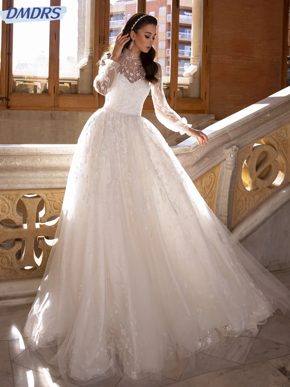 Женское длинное свадебное платье