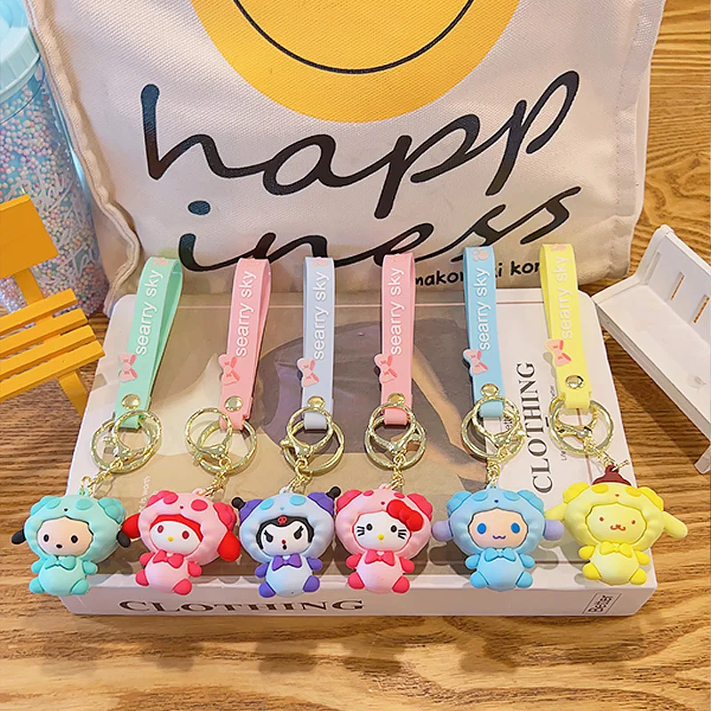 

Kawaii Sanrio Keychain Kuromi Hello Kitty KeyChian Women Anime Cute My Melody Accessories Car Doll Keyring Bag Pendant Kid Toy