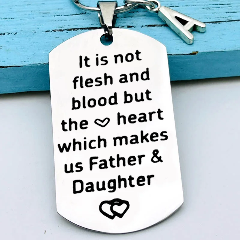 

Подарки от сына и дочери, это не плоть и кровь, а сердце, что делает нас отцом и сыном брелоком для дочери