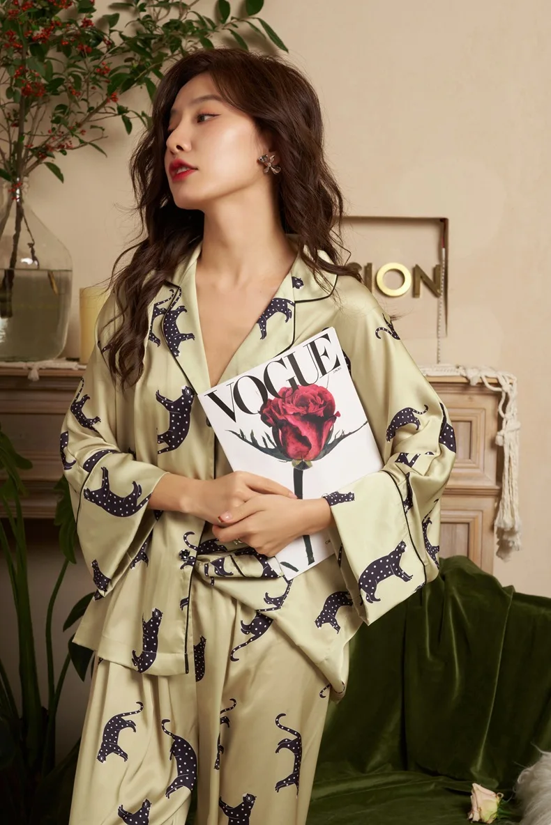 Women's Pajamas Set Luxury Leopard Print Loose Top Sleepwear Silk Like Nightwear Leisure Homewear Femme