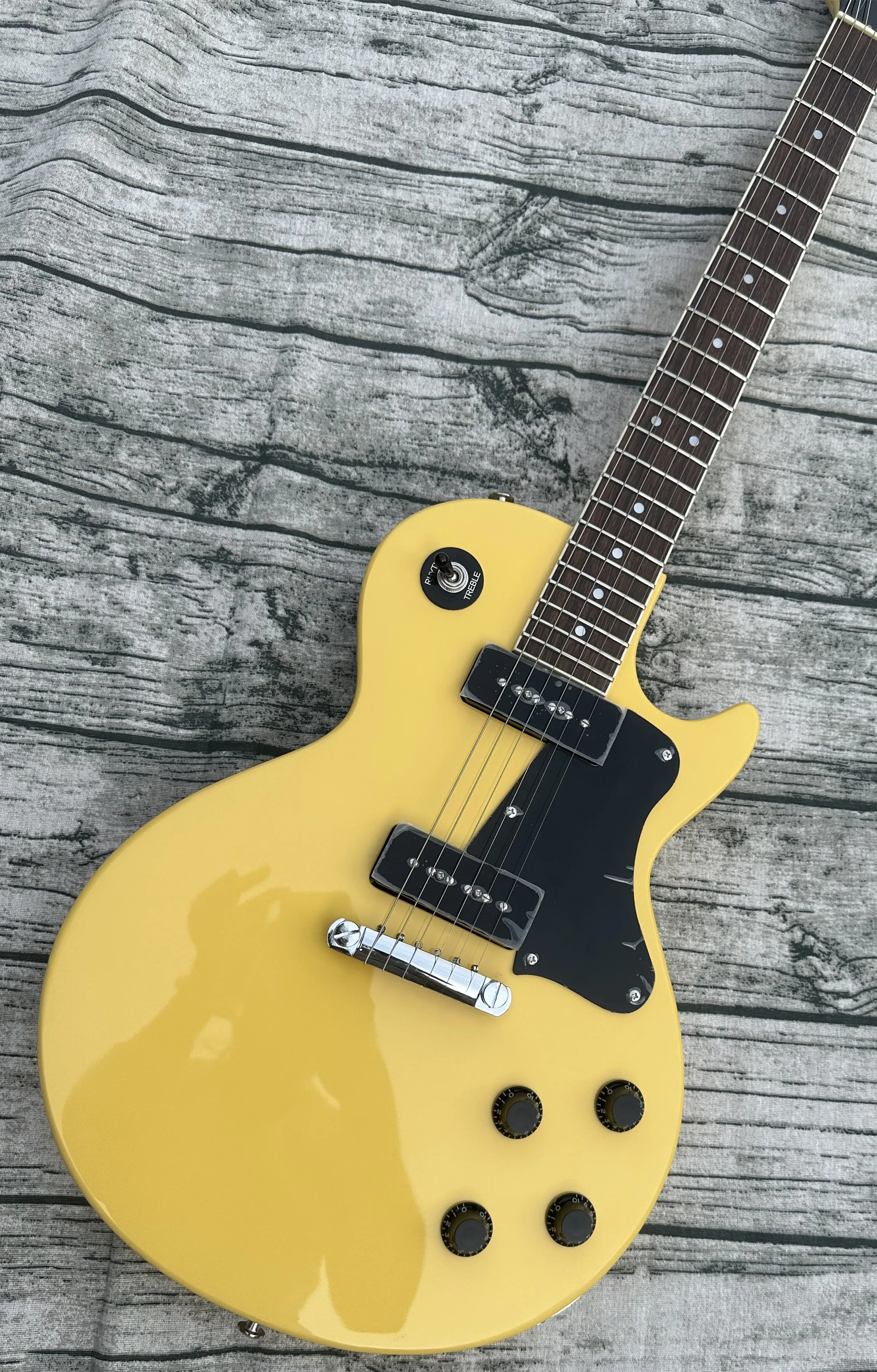 Стандартная электрогитара телевизор желтый кремово-желтый яркий кремово-белый