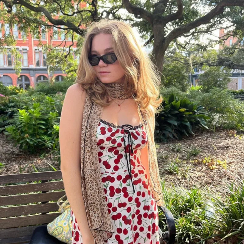 

Женское платье на бретельках в европейском и американском стиле, облегающее привлекательное короткое платье-трапеция с завышенной талией и принтом вишни в стиле ретро