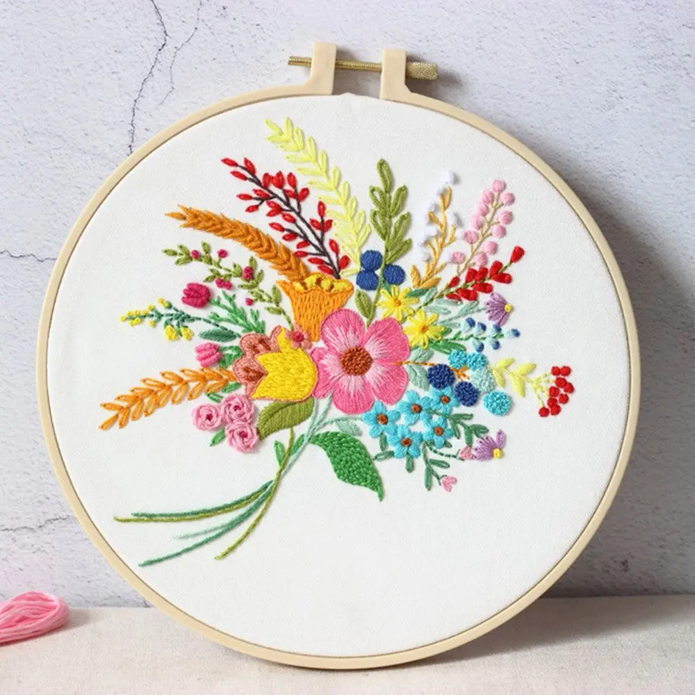 

DIY European Style Embroidery Kit Cross Stitch Material Pack With Hoop Bouquet Flower Needlecraft Needlework Sewing Accessories