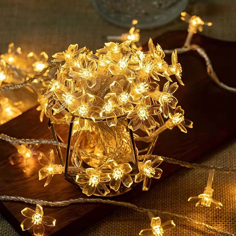 Светодиодная гирлянда с цветами вишни 1 5/2 м