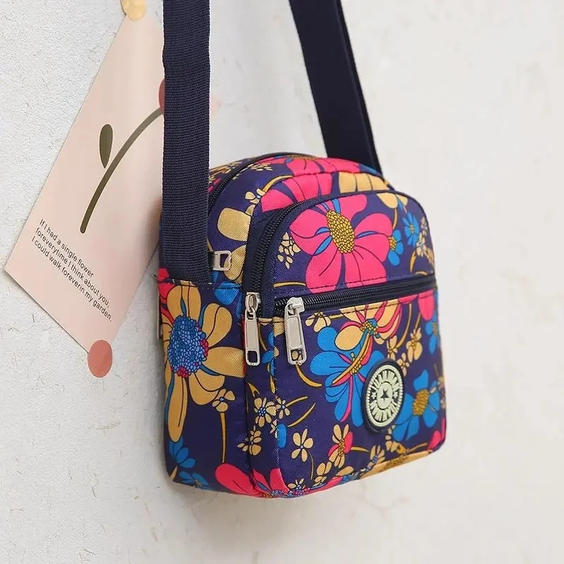 

Fashion Women Small Bags Square Shoulder Crossbody Bag Simple Canvas Women Messenger Bags Female Daily Phone Coin Purse
