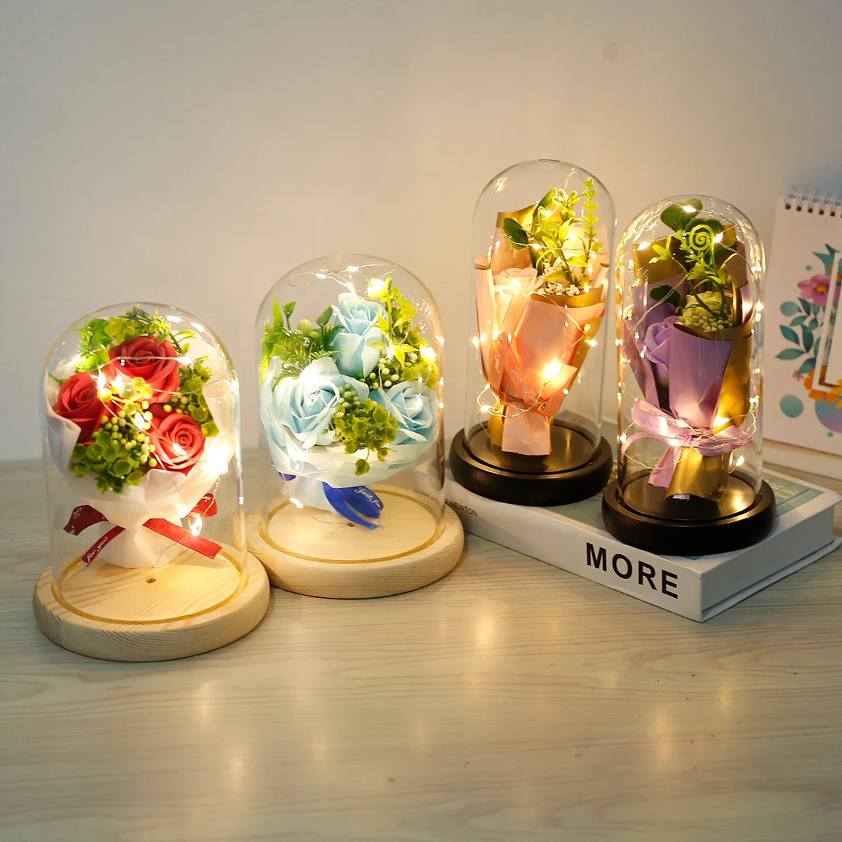 

Rose Flower Dome Romantic Glass Rose Flower Ornament Artificial Battery Powered Rose Flower LED Light Valentine's Day