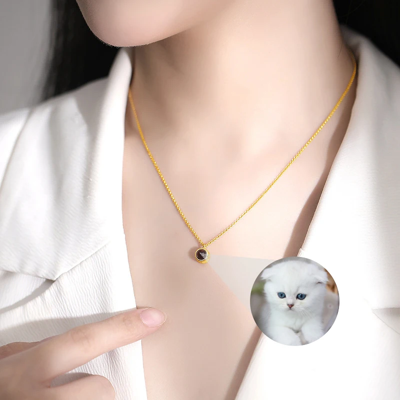 Minimalism Small Circle Pendant Custom Photo Projection Necklace For Women 18k Gold Color Collarbone Chain Fashion Jewelry