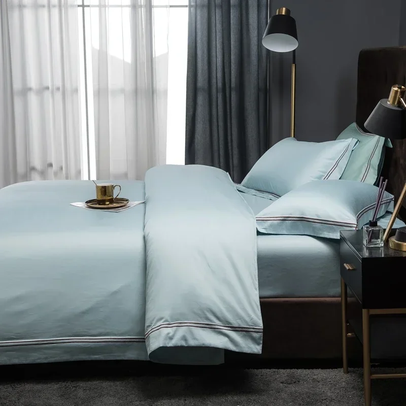 Комплект постельного белья из хлопка с вышивкой 4 шт.