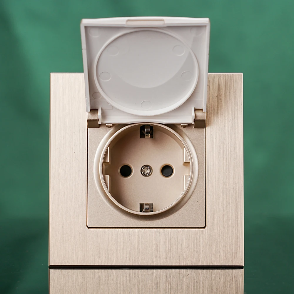 Настенная розетка стандарта ЕС 86*86 мм немецкая с крышкой черное серое золото 250 В