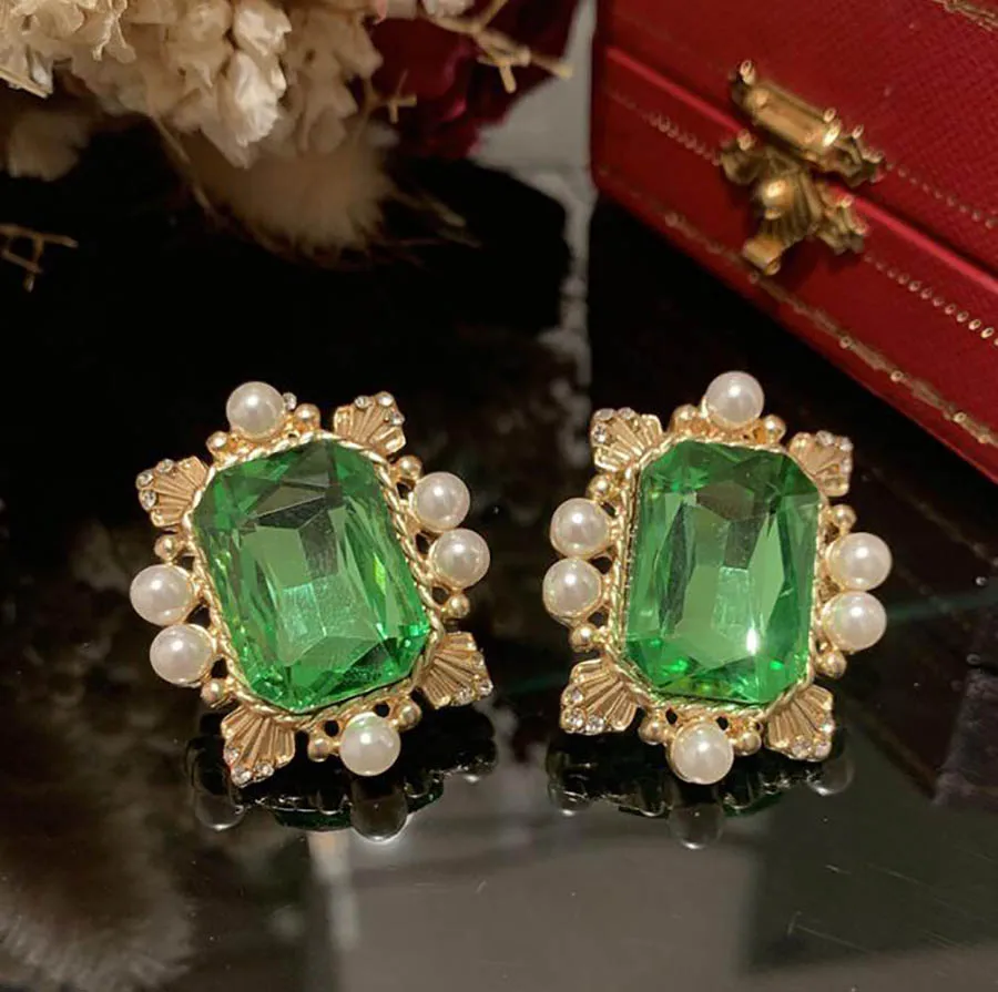 

Green Square Earrings for women Medieval Baroque Court Style Candy Pearl geometry vintage stud earrings