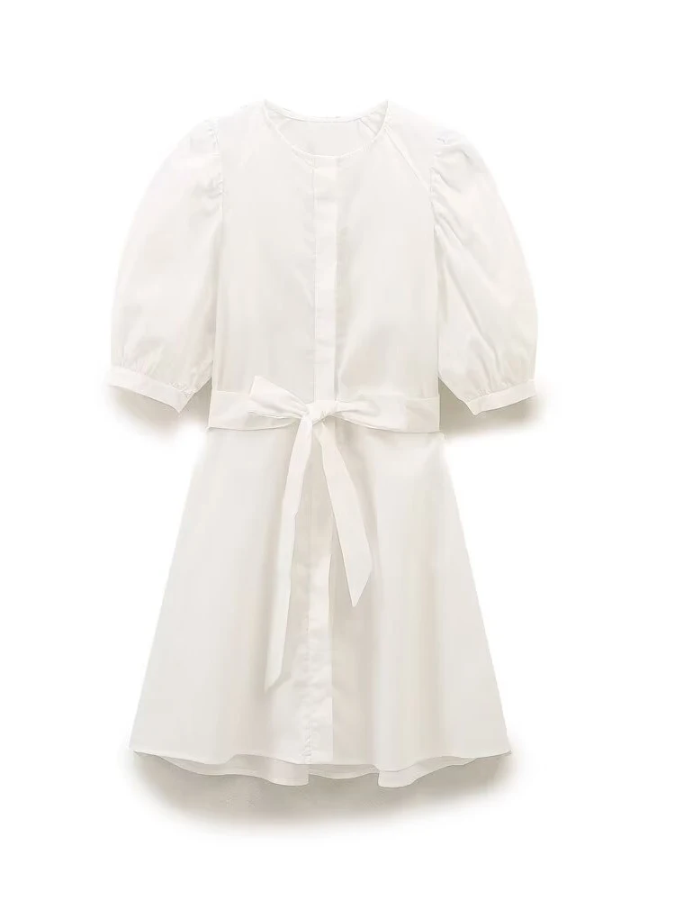 Летнее женское платье с круглым вырезом рукавами-фонариками и поясом