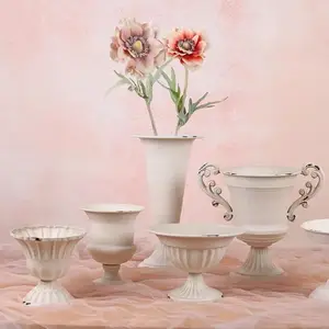 Old Goblet Flower Ware White Antique Vase Flower Weng Retro Nostalgic Iron European Table Flower Arrangement Container with Ear