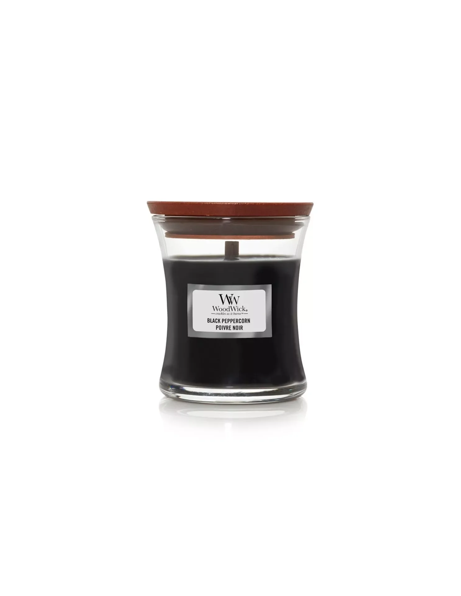 

NEW IN small boat BLACK PEPPERCORN Each Small Candle 7cm x 7cm x 8.3cm and has a burn time of up to 40 hours, our candles prese