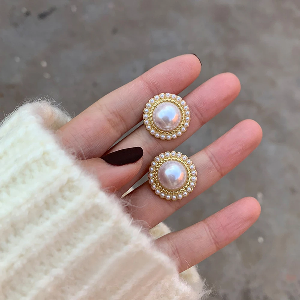 

CANPEL Trendy Style Pearl Design Stud Earrings for Women Exquisite Daily Wearable Jewelry Elegant Wedding Accessories