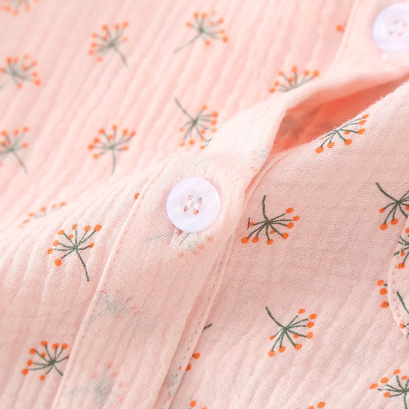 Женский летний комплект из блузки и брюк с коротким рукавом отложным воротником