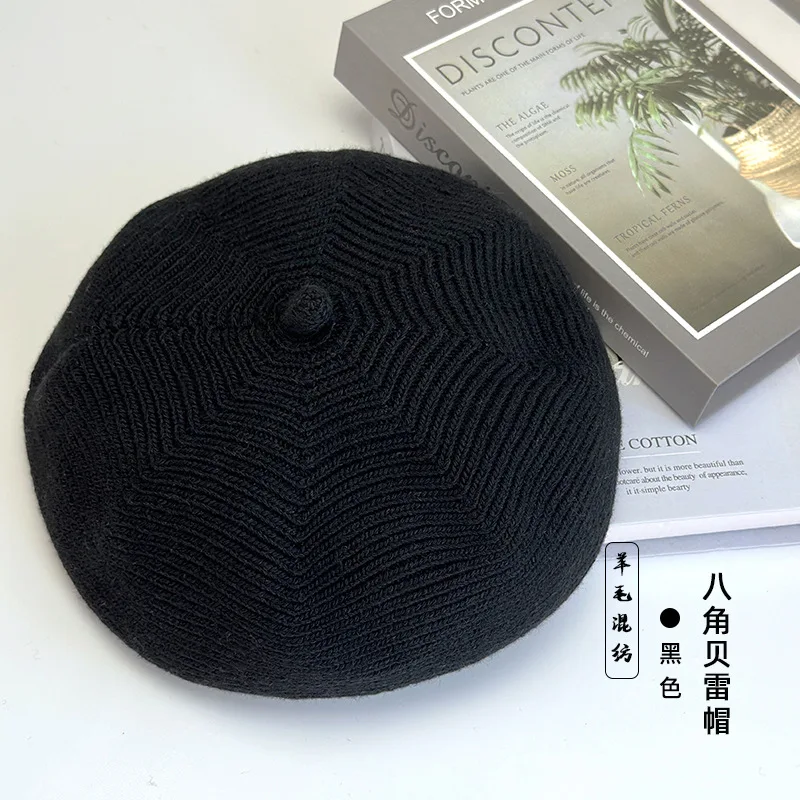

Autumn and winter knitted octagonal beret sweet small fresh warm wool hat cap simple and versatile show face small white