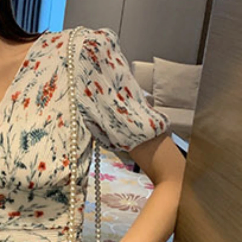 

Spring and Summer New V-neck Floral Mini Women Dress