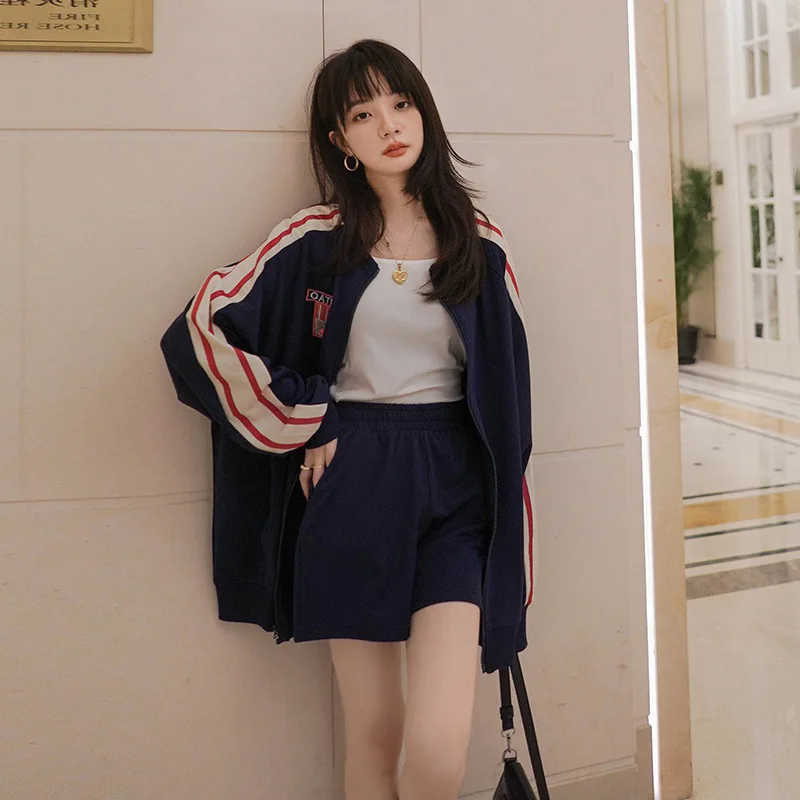 

Korean Version Fashion Spring and Autumn Shorts Suit Women's Embroidered Stripes Contrast Color Casual Jacket + Shorts Suit