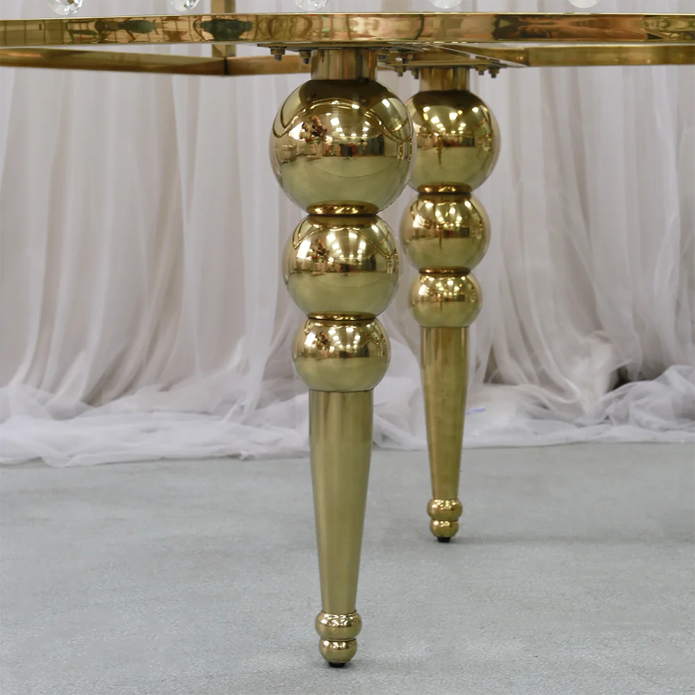 Круглый стеклянный стол для свадьбы в форме сердца