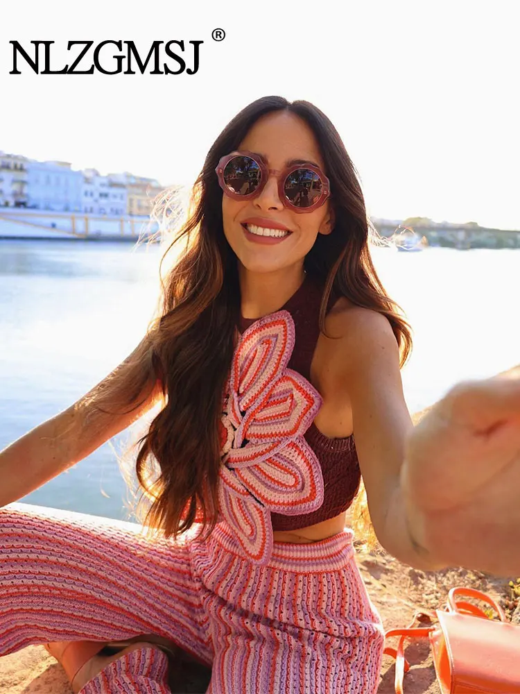 

Женский трикотажный топ без рукавов, с цветочным принтом