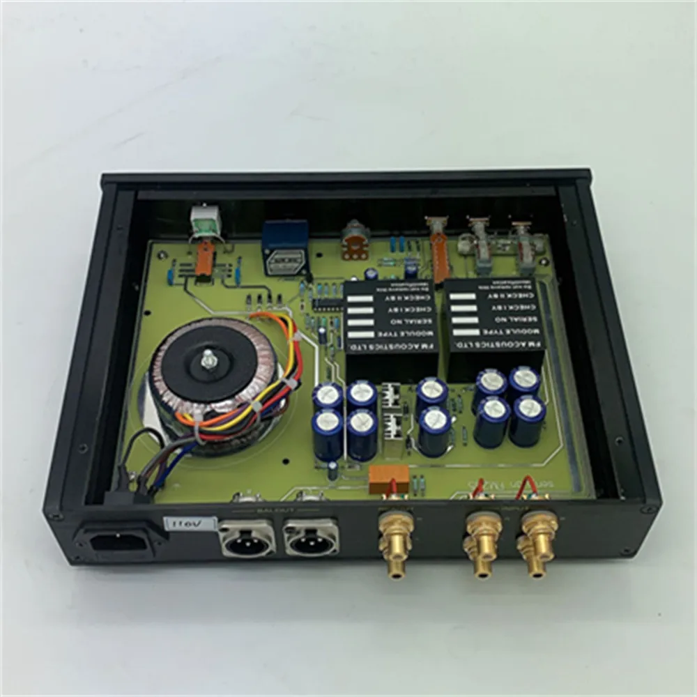 Черный готовый предусилитель FM255 HiFi стерео 3-полосный вход 1-контактный выходной предусилитель Hi-End (art.: 3920cc7d187fb) - 3920cc7d187fb