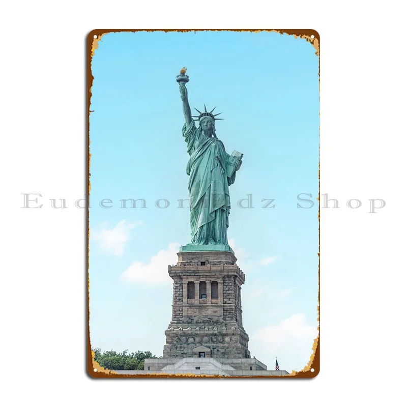 

Statue Of Liberty Metal Sign Retro Wall Decor Wall Mural Design Classic Tin Sign Poster