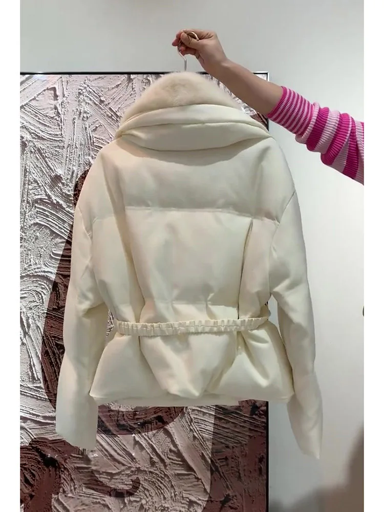 Рисунок 3 - Женская одежда 2023