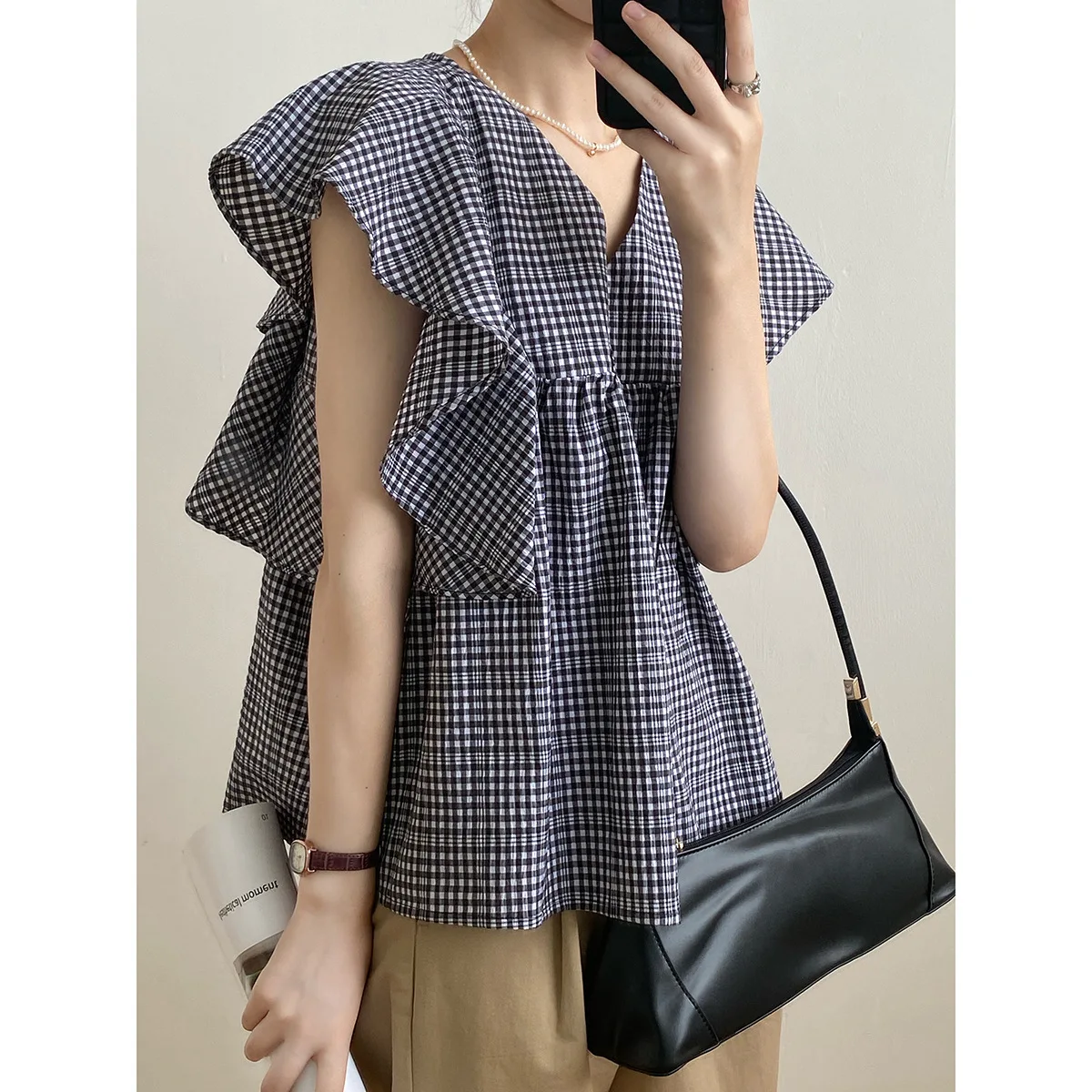 

SuperAen Ruffled Fly Sleeve V-neck Plaid Shirt 2022 Summer New Sleeveless Top Shirts for Women