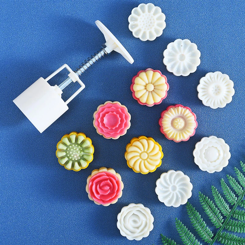

50g Creative Mooncake Mold with 6 Stamp Mid-Autumn Festival Hand-Pressure Flower Moon Cake Mould DIY Mooncake Press Molds