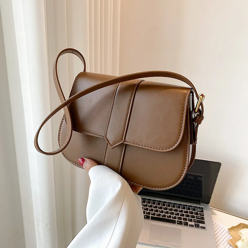 

Модная роскошная дизайнерская Дамская сумочка в стиле ретро, маленькая квадратная сумка через плечо с широким ремешком, тоут